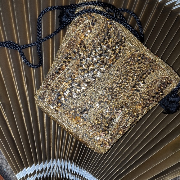 Purse - Picture 1 of 3